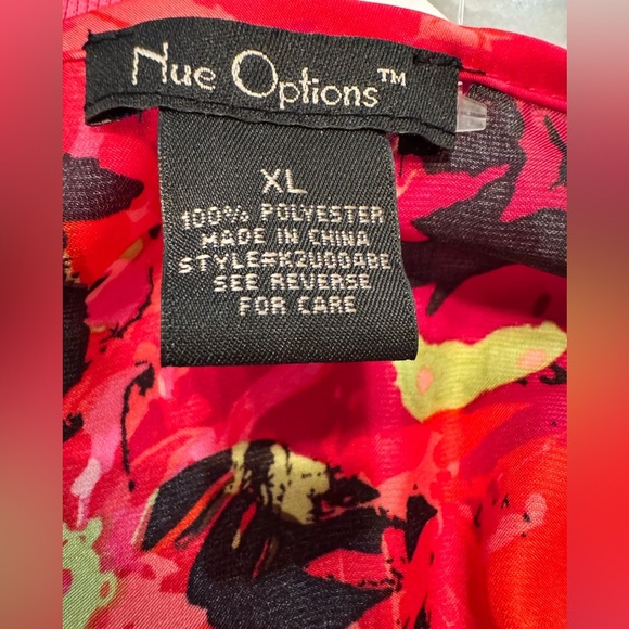 Nue options Floral Women's Top - Vibrant Red and Pink XL - Picture 3 of 5